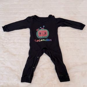 Long Sleeve Cocomelon Pajamas- 9-12 Months